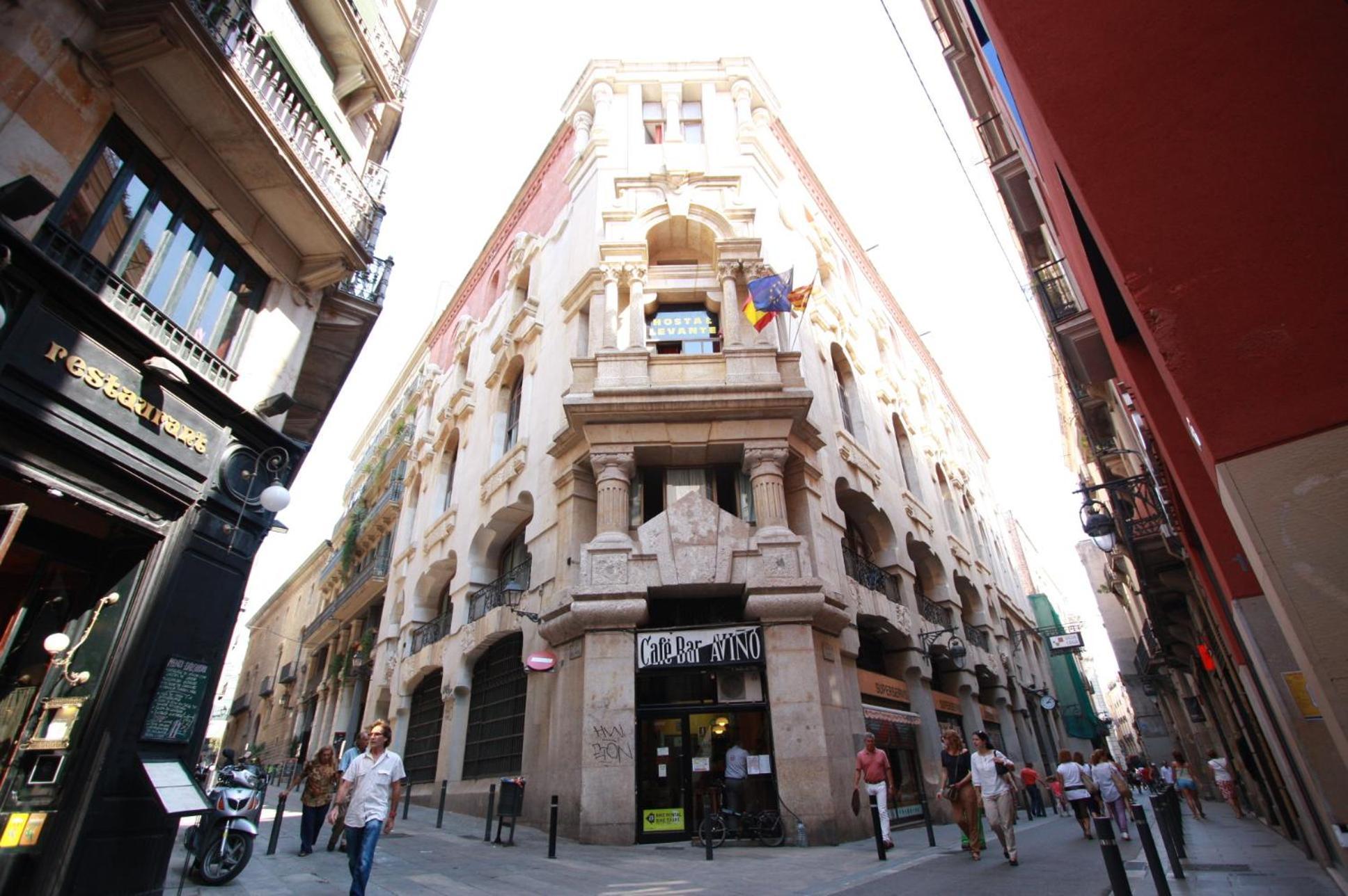 Casa de hóspedes Levante 2*